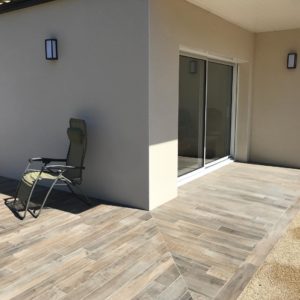 Installation de terrasse carrelée