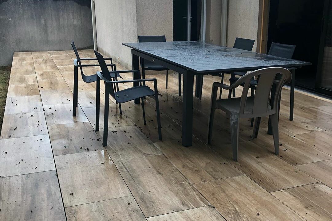 66147171_2417831931826953_3720263720808062518_n Terrasse